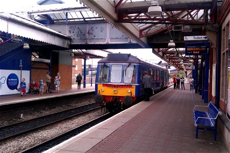 Chiltern Railways first generation single car unit at Aylesbury bound for Quainton Road photo