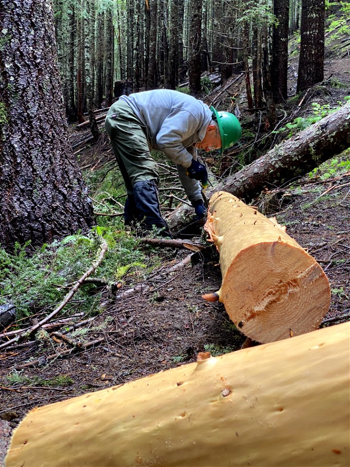 20220624-GP-Kalama Horse Camp work party photo by Rod Hooker