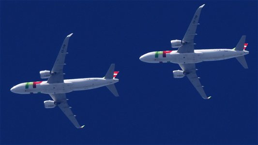 Airbus A320-251N CS-TVB TAP Air Portugal to Lisbon (19200 ft.)