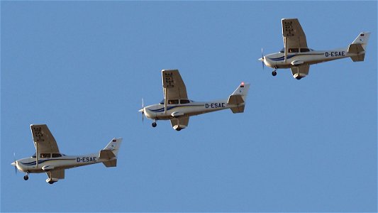 Cessna 172SP Skyhawk SP D-ESAE Aero Club - Stuttgart (4400 ft.)