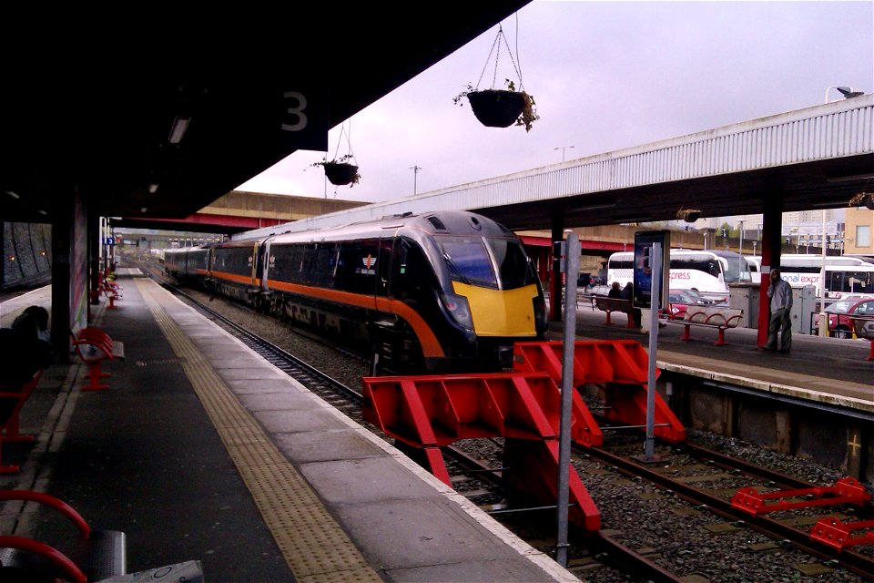 Grand Central train at Bradford Interchange
