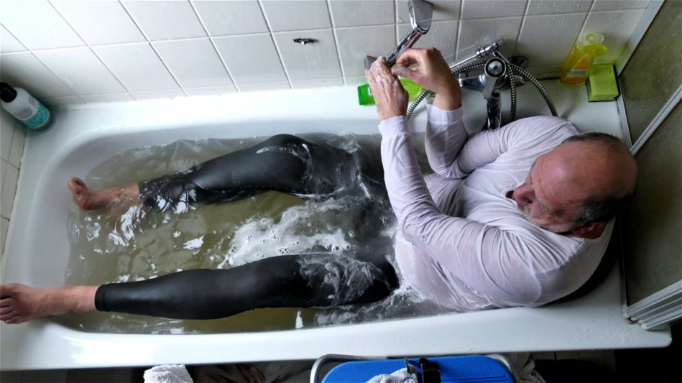 bathtub photo