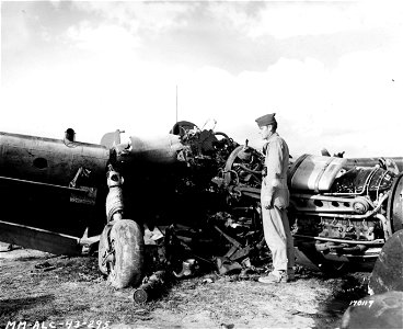 SC 170117 - Close-up of the wreckage of a Ju-87 in Tunisia. 26 February, 1943.