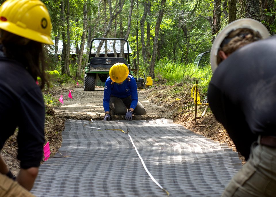 Student Conservation Association trail crew 2021