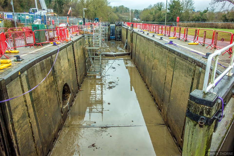 Allington Lock River Medway. Refurbishment works.