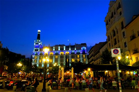 The moon over Plaza de Santa Ana