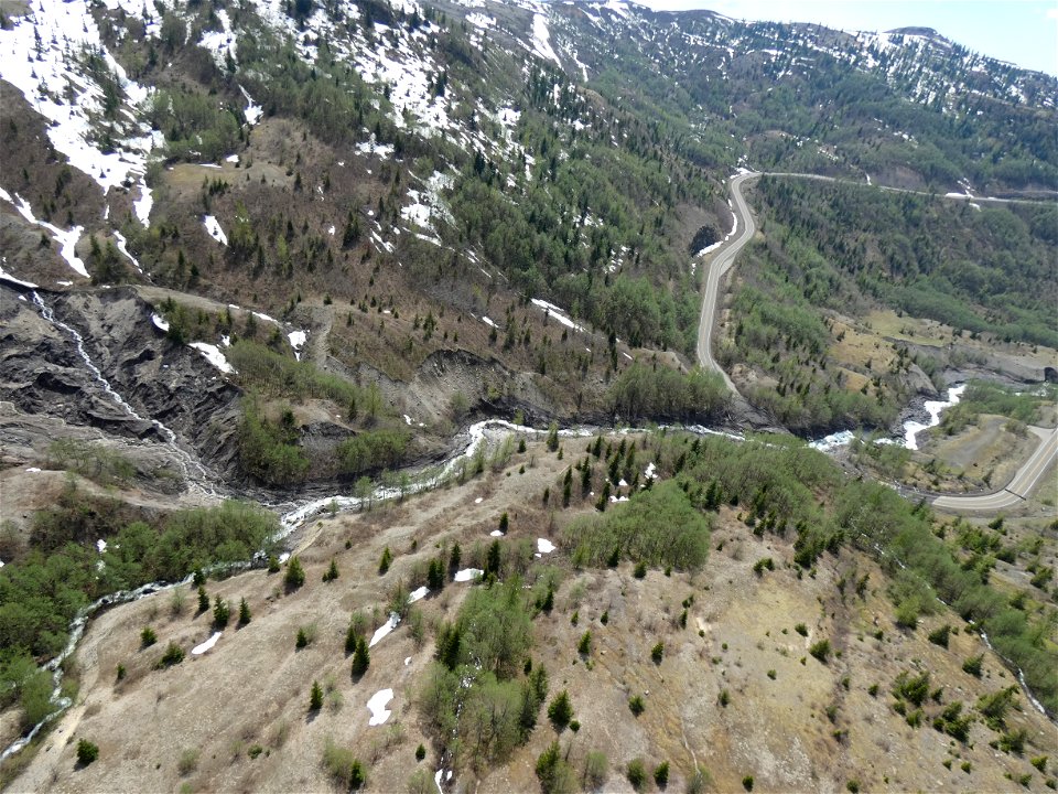 20230518_Overflight of area 4_USGS_T Christianson_P1000794