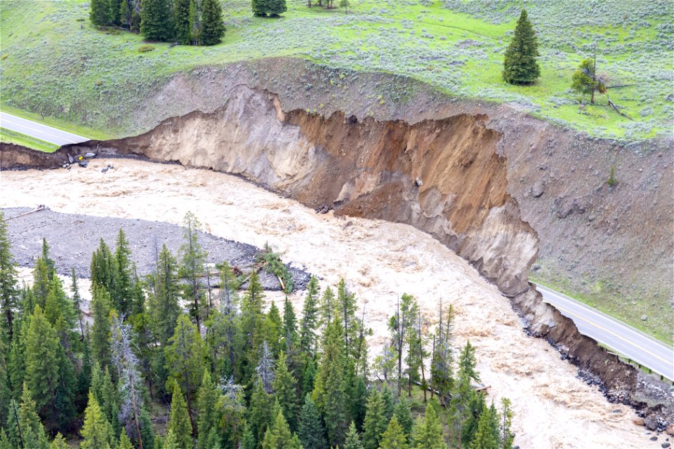 Yellowstone flood event 2022: Northeast Entrance Road washout near Trout Lake Trailhead