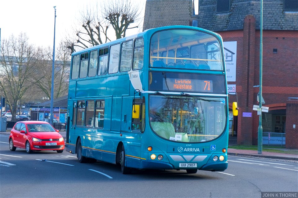 UUI2907 (FJ56OBL) Maidstone River Medway Bridge