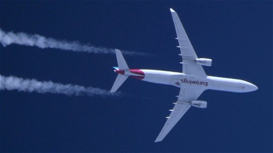 Airbus A330-343 D-AIKH Eurowings Discover - Frankfurt to Port Louis (30400 ft.)