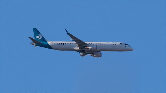 Embraer E195LR I-ADJN Air Dolomiti from Florence (6000 ft.)