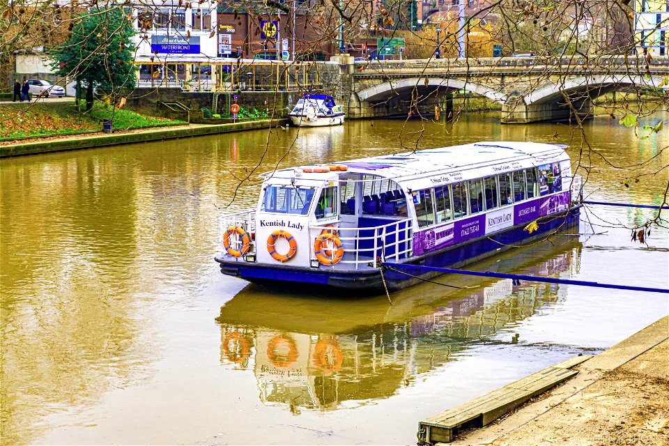 Kentish Lady River Medway