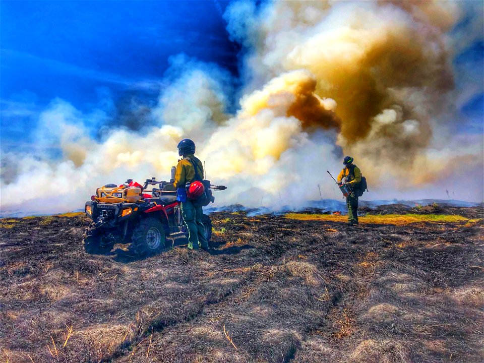 2021 USFWS Fire Employee Photo Contest Category: Fire Personnel
