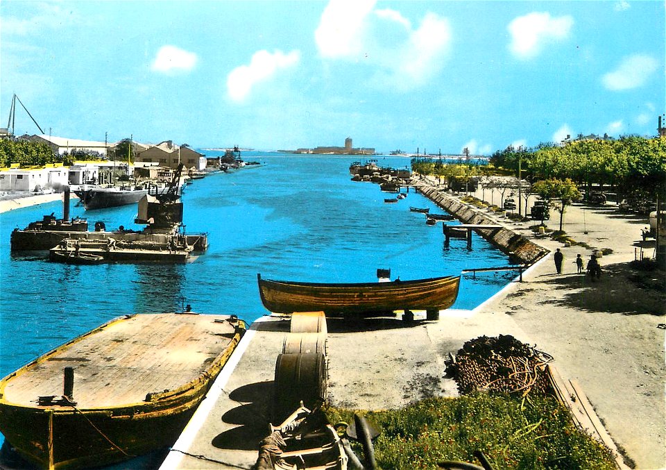 Port-de-Bouc : Entrée du Canal de Fos