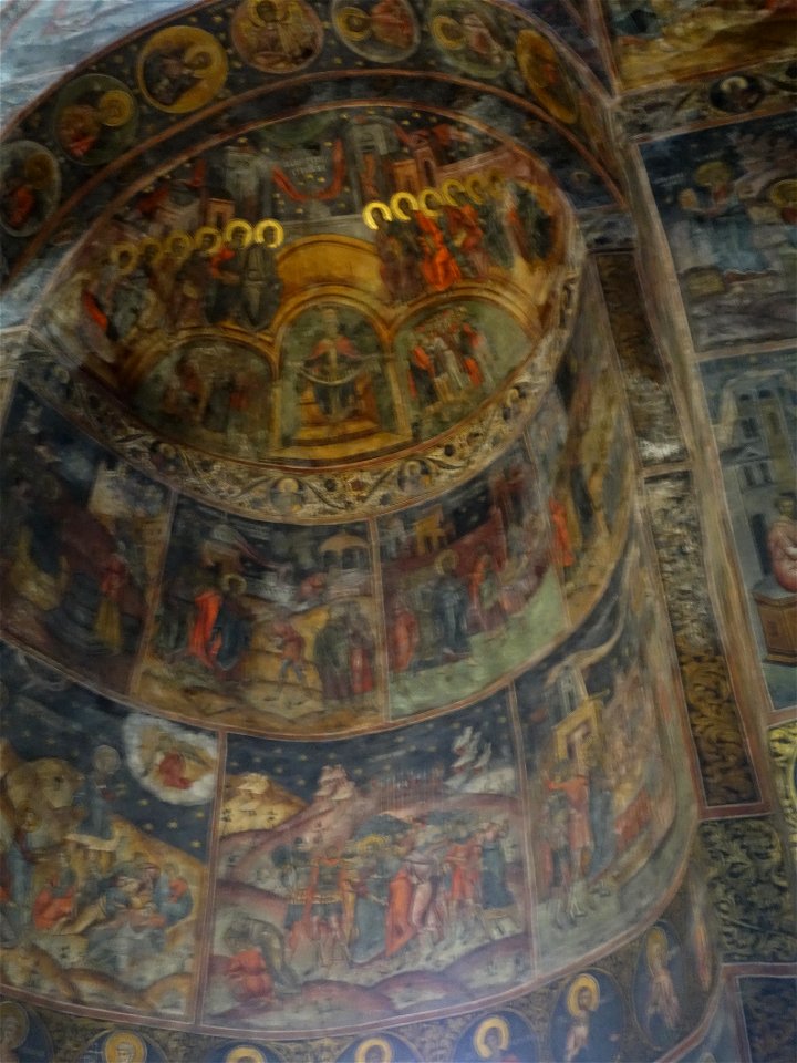 Cozia_monastery2019_0901_174118