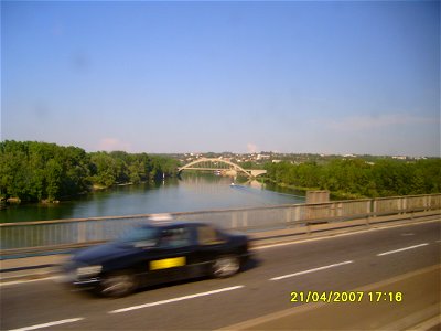 200704_0261