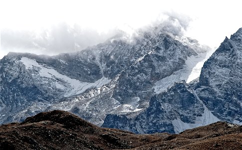 Mountain scene photo