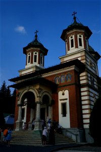 Sinaia-monastery_2018_0826_184756 photo