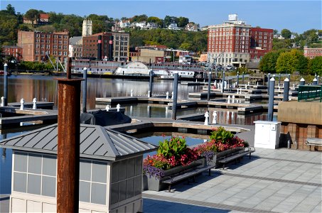 Port of Dubuque Marina, IA