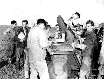 SC 151488 - Mail call is still held, even when on the 34th Infantry maneuvers. photo