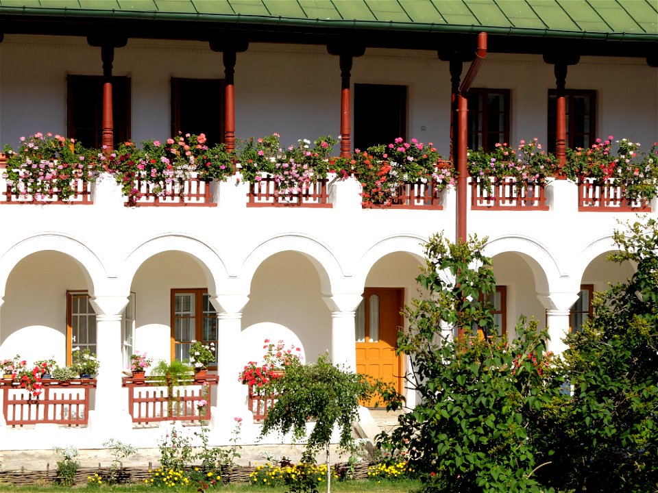 manastirea_Agapia2015_0808_160104