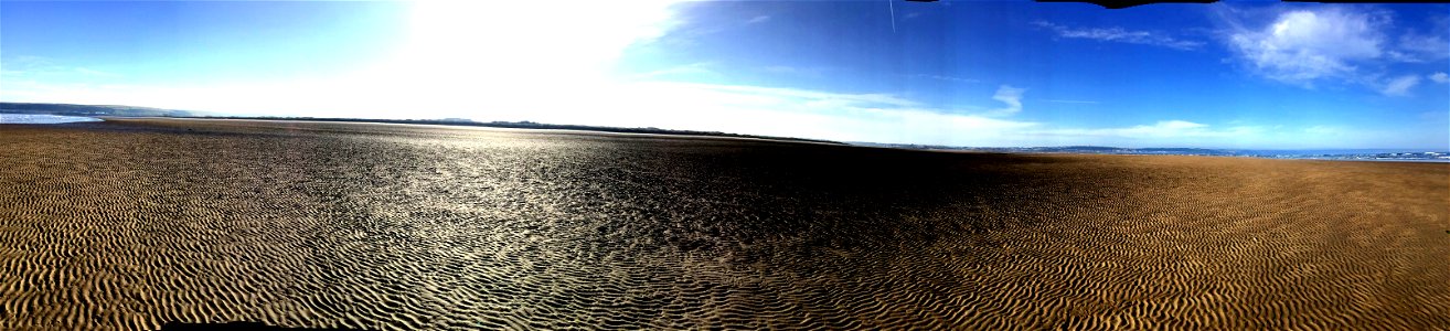 Crows, Daybreak, Saunton Sands Beach, Braunton, North Devon , UK. 21st June 2022 Summer Solstice (Apple Ipod Panoramic Photo)