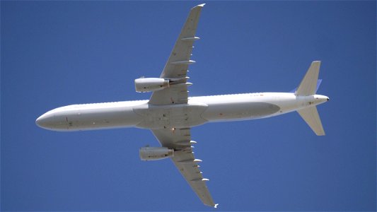 Airbus A321-231-D-AIDP Lufthansa from Palma de Mallorca (6500 ft.)