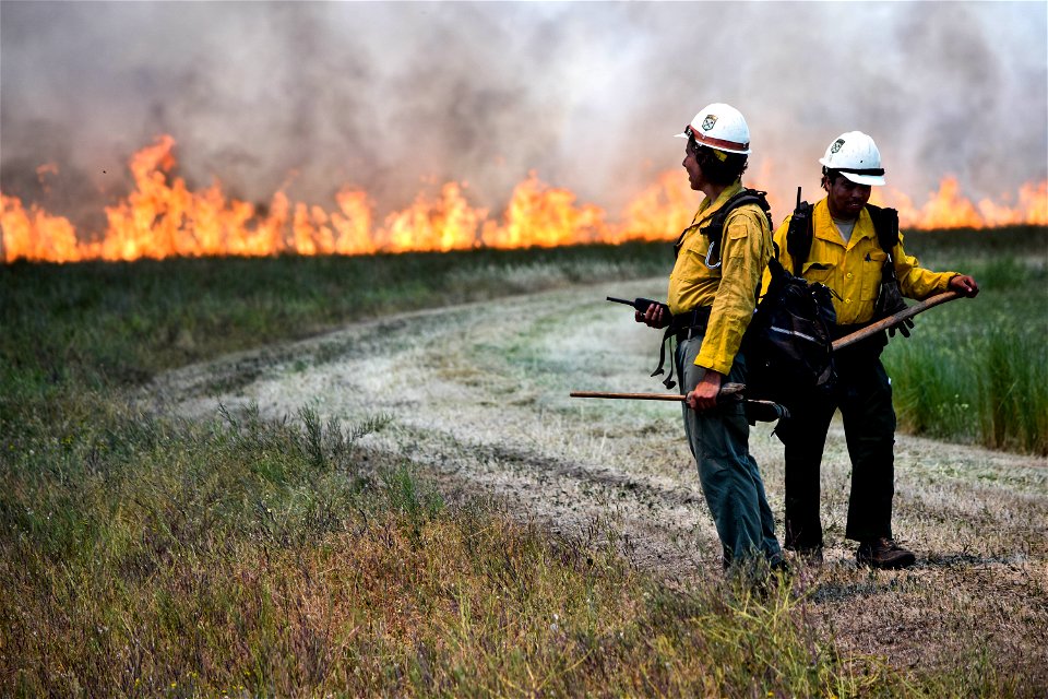 BLM’s Folsom Lake Veterans Crew perform RX Burn at Cosumnes River Preserve restoring critical habitat.