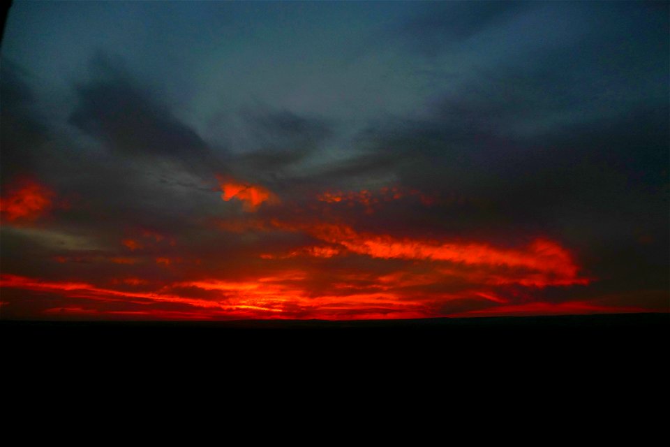 sunsets__apus_coming back Iasi (150)