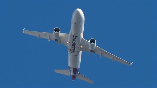 Airbus A320-214 D-AIZT Eurowings from Palma de Mallorca (9300 ft.) photo