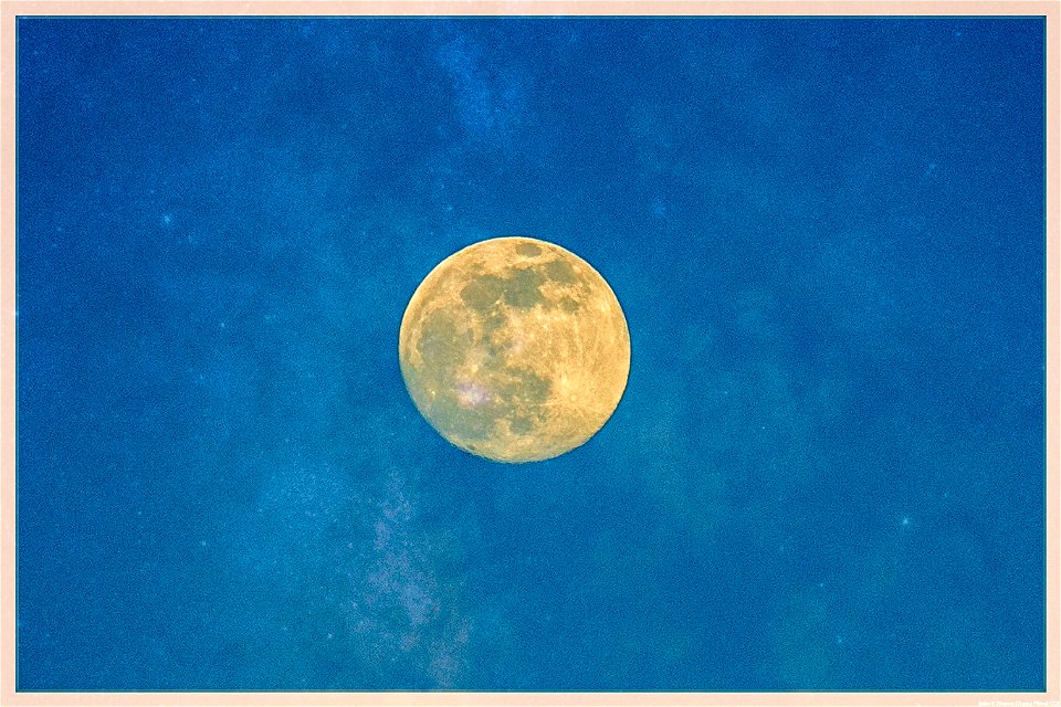 April Full Moon. The Pink Moon