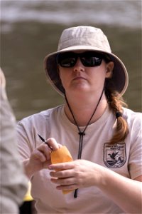 Invasive Carp Research on the James River in South Dakota. Photo: Sam Stukel (USFWS) photo