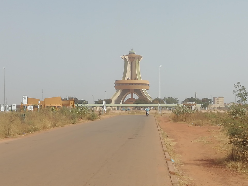 Monument public place road