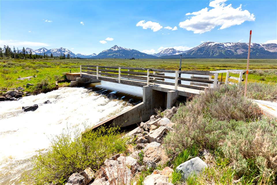 Mammoth water treatment facility intake (1)