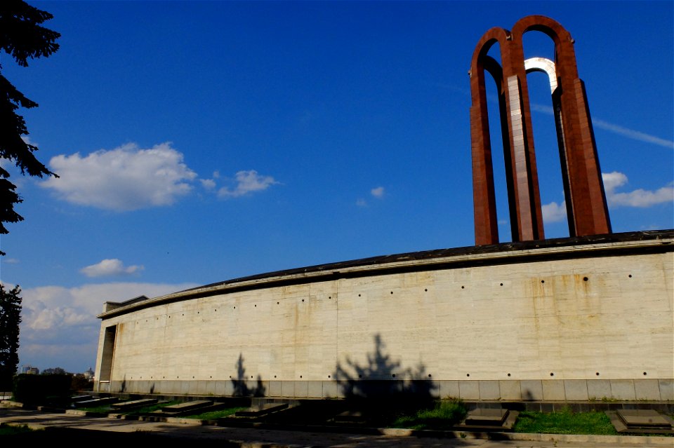 Mausoleu2013_0413_160900
