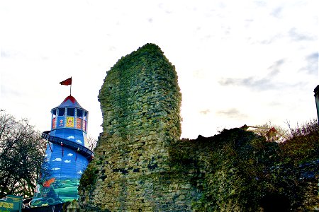 Fun Fairs and Castles 🏰