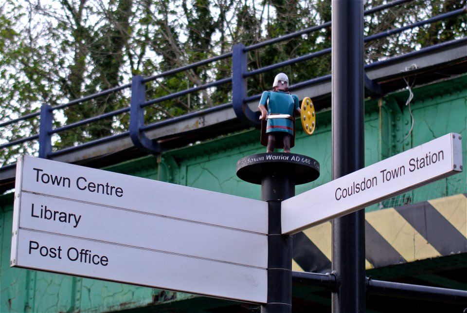 Signpost finial in Coulsdon town centre