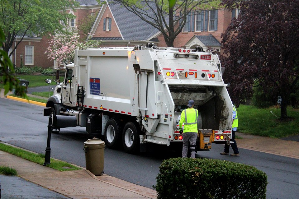 Fairfax City truck 670