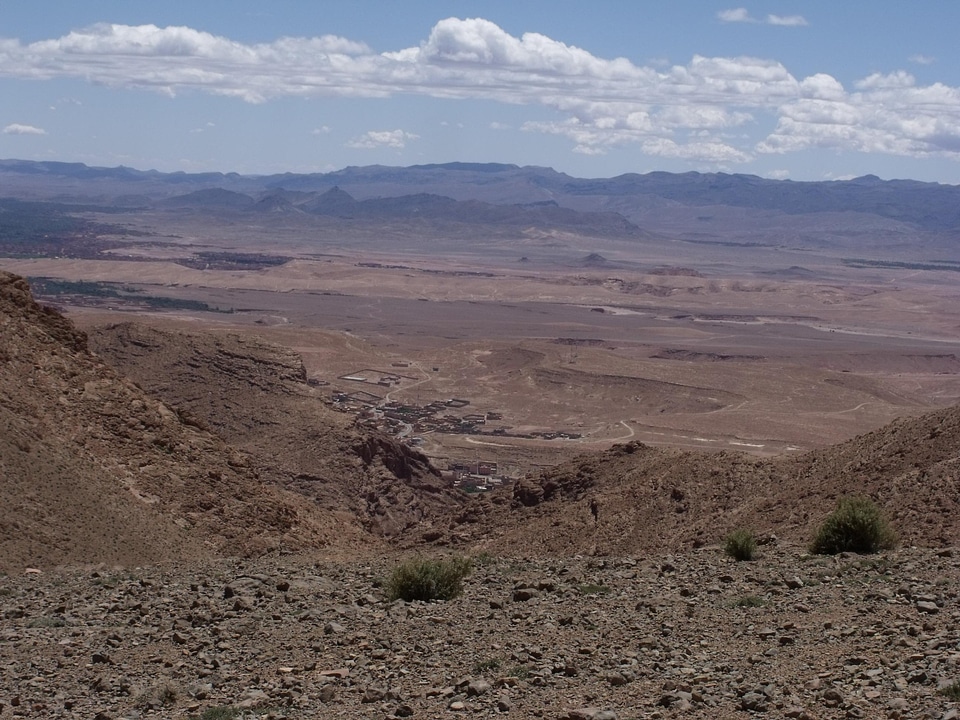 Mountain stones desert