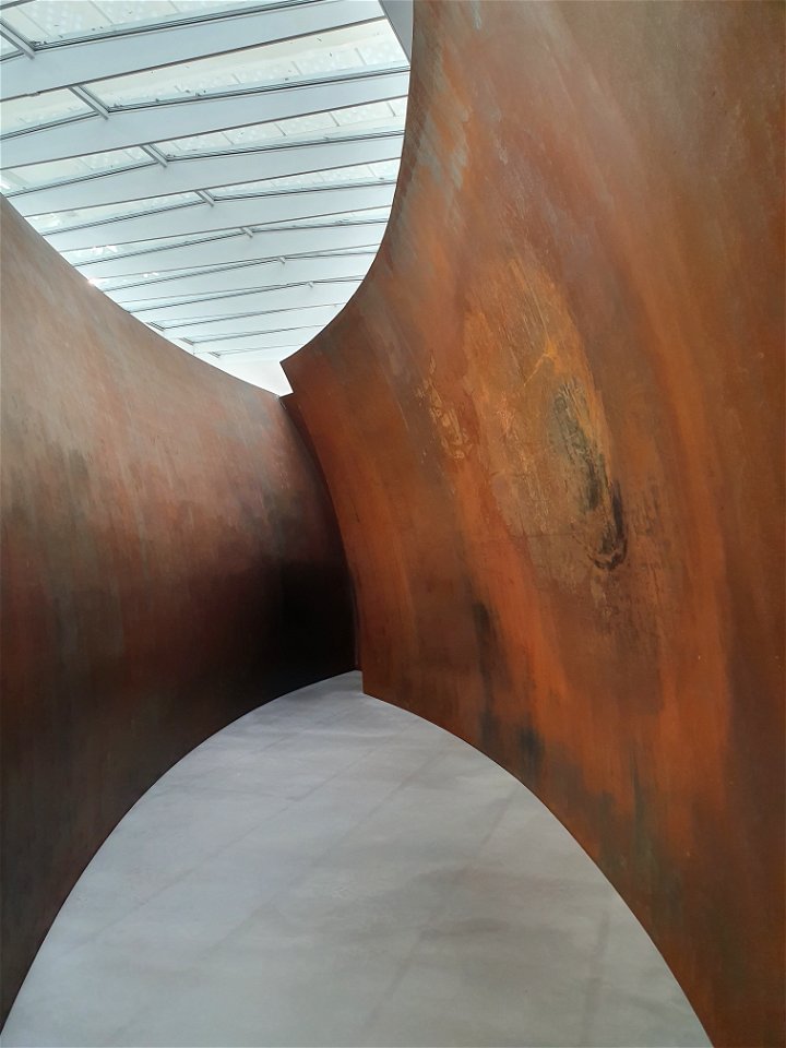 Richard Serra, open ended
