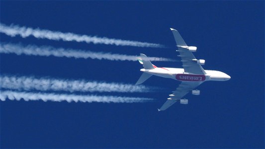 Airbus A380-861 A6-EOK Emirates - London to Dubai (38900 ft.)