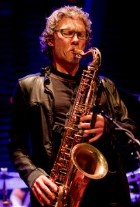 Amir ElSaffar and Two Rivers Ensemble, 8 november 2015 BIM Amsterdam - Ole Mathisen