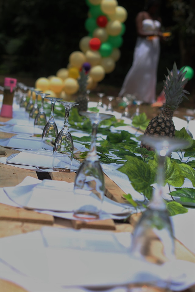 Picnic glass flowers