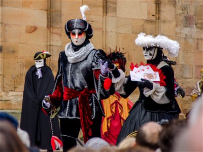 En rouge et noir ! - Carnaval vénitien de Rosheim #30 photo