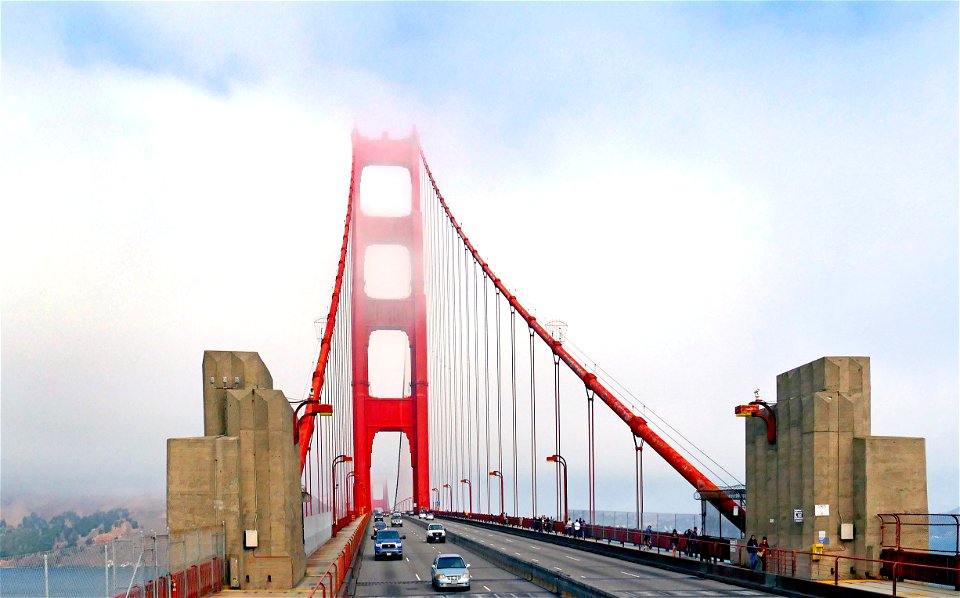 Golden Gate Bridge fog.