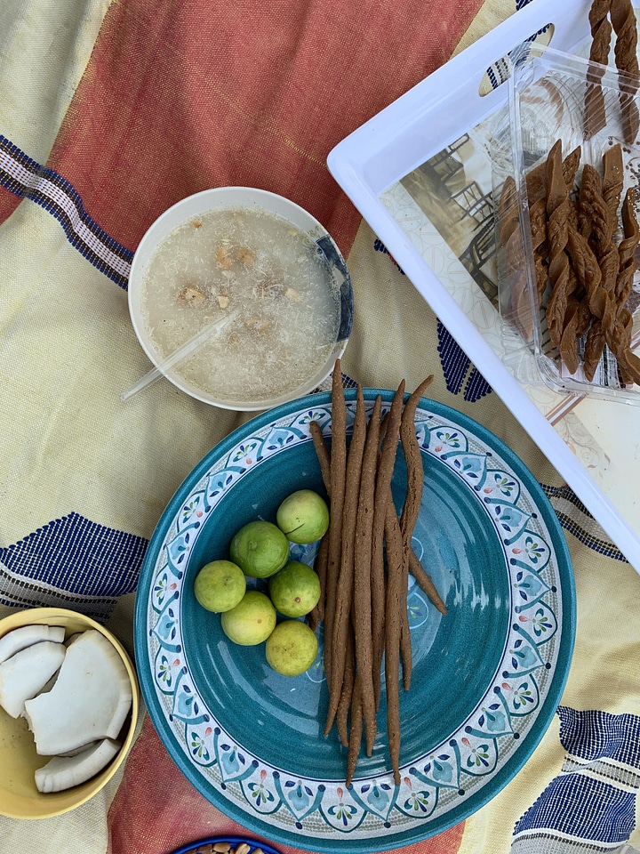 Peanuts gari cassava flour