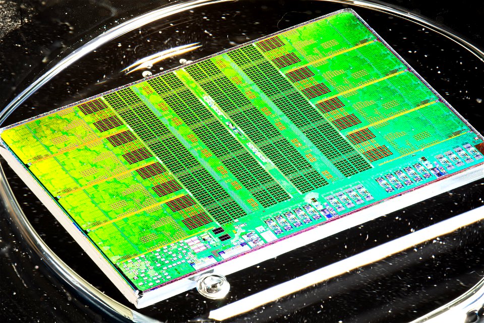 AMD@5nmCCD(6nmIOD)@Zen4@Raphael@Ryzen_5_7600@100-000001015_BQ_2246SUY_9LS4795W20142___DSC02496-DSC02678