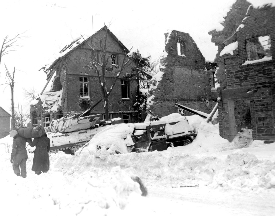 SC 329786 - Tank destroyer of the 634th T.D. Bn. on watch in the town of Bullingen, Belgium.