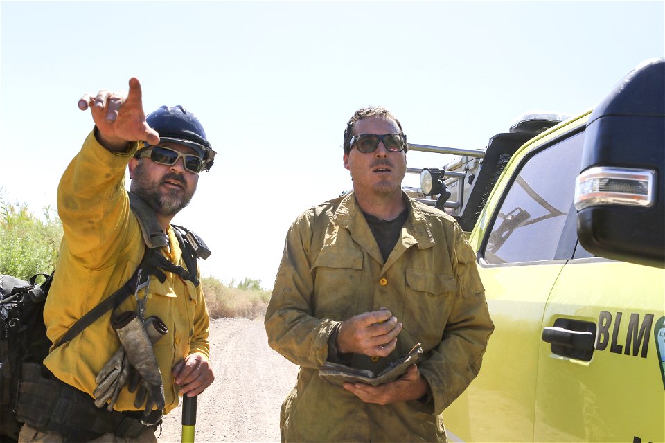 MAY 14: An arriving officer is briefed
