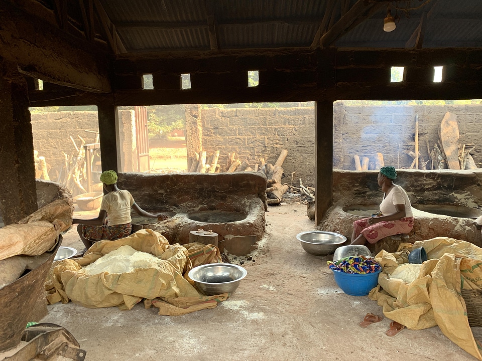 Local industry gari production food processing